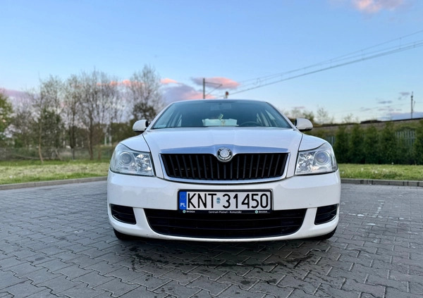 Skoda Octavia cena 13500 przebieg: 333000, rok produkcji 2011 z Bielsko-Biała małe 154